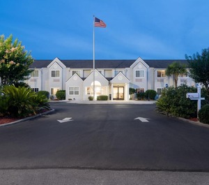 Microtel Inn 