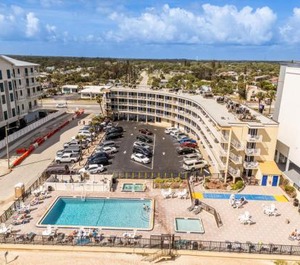 Outrigger Beach Club 