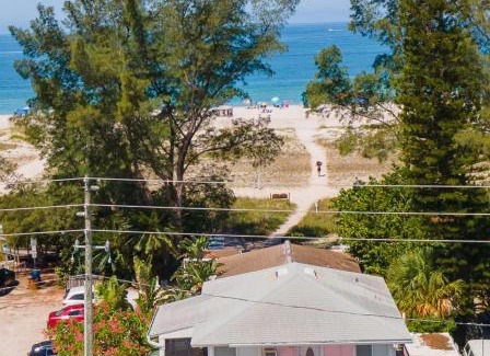Treasure Island Apartment | 1 BR Suite Beautiful BEACHFRONT Unit #1