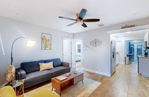 Oakland Park House | 100 m² House ∙ 2 bedrooms ∙ 6 guests