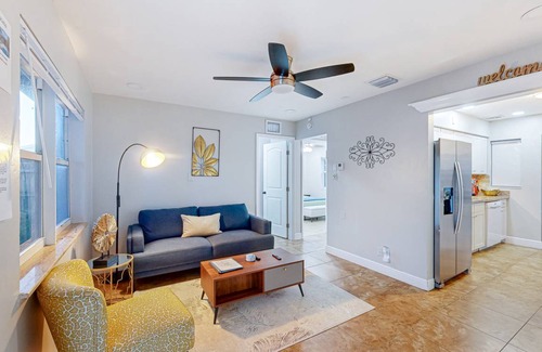 Oakland Park House | 100 m² House ∙ 2 bedrooms ∙ 6 guests