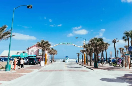 New Smyrna Beach Condo | 102 m² Condo ∙ 2 bedrooms ∙ 5 guests