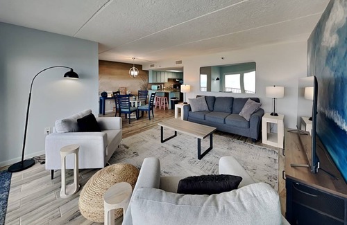 Jacksonville Beach Condo | 102 m² Condo ∙ 2 bedrooms ∙ 4 guests