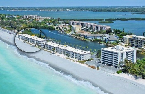 Siesta Key House | 102 m² House ∙ 2 bedrooms ∙ 6 guests