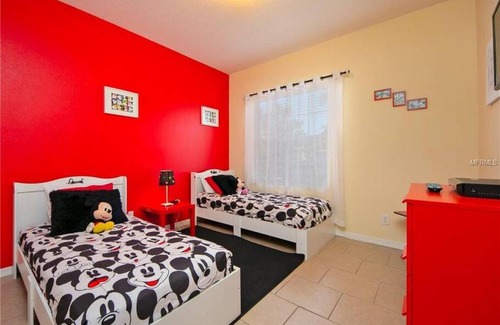 Calabay Parc House | 102 m² House ∙ 4 bedrooms ∙ 8 guests