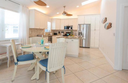 Fort Pierce Shores Villa | 102 m² Villa ∙ 2 bedrooms ∙ 8 guests