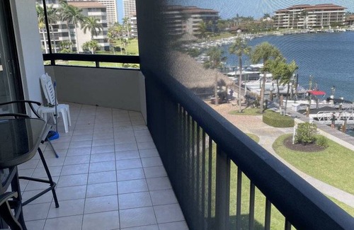 Marco Island Condo | 103 m² Condo ∙ 2 bedrooms ∙ 4 guests