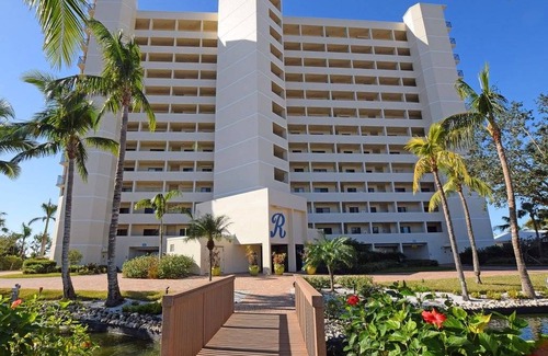 South Island Condo | 104 m² Condo ∙ 2 bedrooms ∙ 4 guests