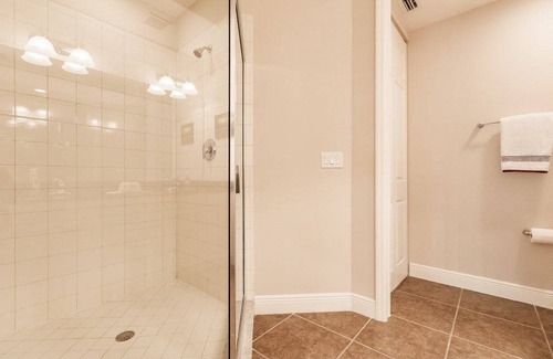 Cypress Lake Condo | 105 m² Condo ∙ 2 bedrooms ∙ 4 guests