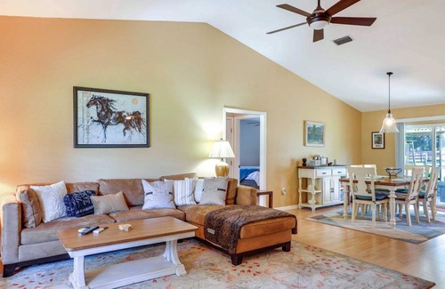 Fellowship House | 106 m² House ∙ 2 bedrooms ∙ 4 guests