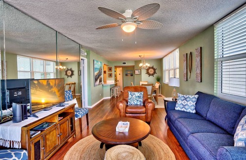 St. Petersburg Condo | 107 m² Condo ∙ 2 bedrooms ∙ 6 guests