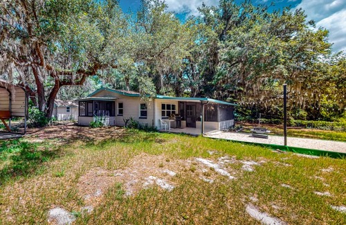 Candler House | 107 m² House ∙ 2 bedrooms ∙ 8 guests