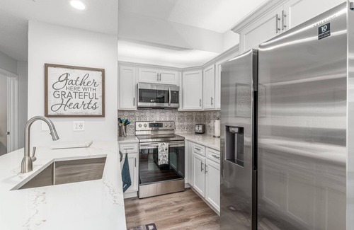 Bella Vista Condo | 108 m² Condo ∙ 2 bedrooms ∙ 6 guests