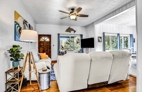 Edgewater House | 109 m² House ∙ 3 bedrooms ∙ 6 guests