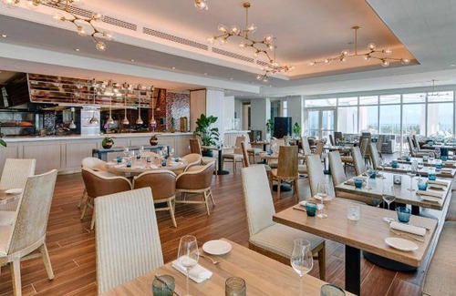 North Beach Hotel | 111 m² Hotel ∙ 2 bedrooms ∙ 127 guests