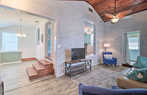 Lake Forest House | 111 m² House ∙ 3 bedrooms ∙ 6 guests