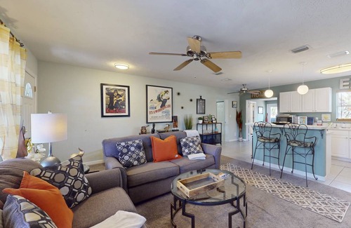 South Bradenton House | 112 m² House ∙ 2 bedrooms ∙ 4 guests