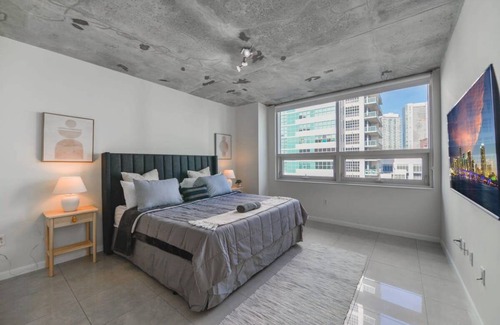 Midtown Apartment | 112 m² Apartment ∙ 2 bedrooms ∙ 6 guests