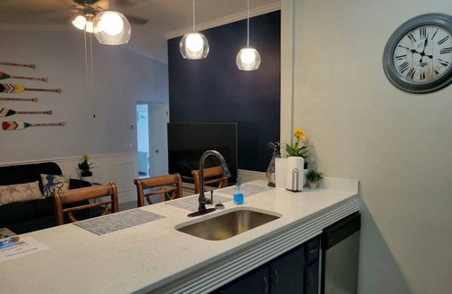 Bradenton Villa | 114 m² Villa ∙ 3 bedrooms ∙ 6 guests