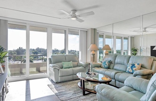 Siesta Key Condo | 116 m² Condo ∙ 2 bedrooms ∙ 6 guests