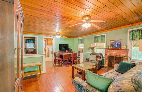 Floral City House | 118 m² House ∙ 2 bedrooms ∙ 6 guests