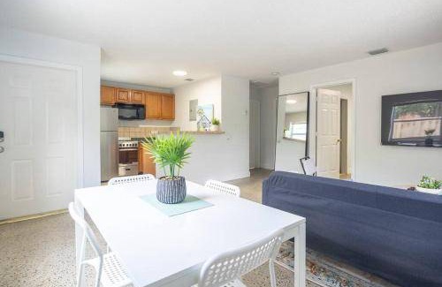 Riverside Park Apartment | 120 m² Apartment ∙ 2 bedrooms ∙ 4 guests