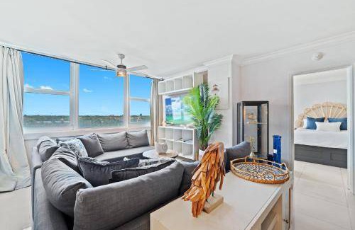 Galt Mile Apartment | 121 m² Apartment ∙ 3 bedrooms ∙ 12 guests