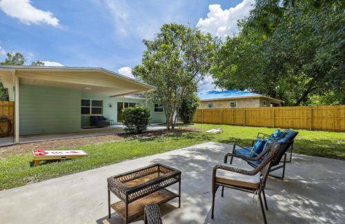 Riverside Heights House | 121 m² House ∙ 3 bedrooms ∙ 8 guests