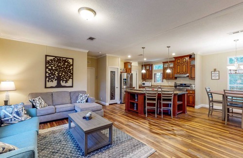 Williston House | 121 m² House ∙ 2 bedrooms ∙ 5 guests