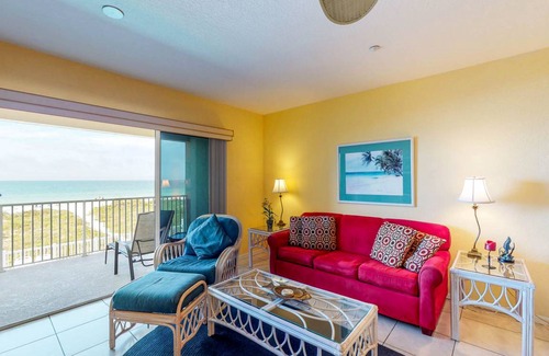 Independence Square Condo | 121 m² Condo ∙ 2 bedrooms ∙ 6 guests