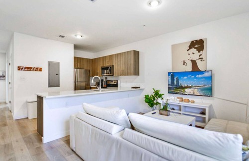 Golden Glades House | 128 m² House ∙ 3 bedrooms ∙ 8 guests