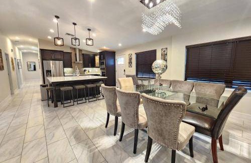 College Park House | 13 m² House ∙ 4 bedrooms ∙ 16 guests