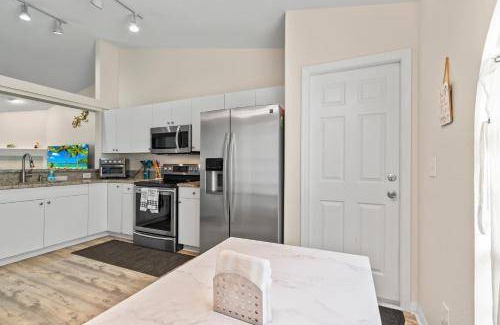 Clearwater House | 132 m² House ∙ 3 bedrooms ∙ 16 guests