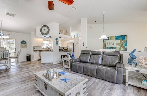 North Port House | 133 m² House ∙ 2 bedrooms ∙ 4 guests