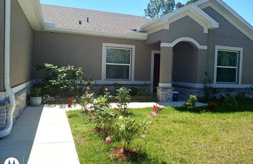 North Port House | 133 m² House ∙ 3 bedrooms ∙ 5 guests