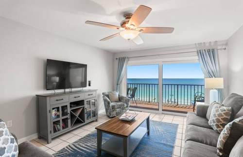 Madeira Beach Condo | 134 m² Condo ∙ 3 bedrooms ∙ 10 guests