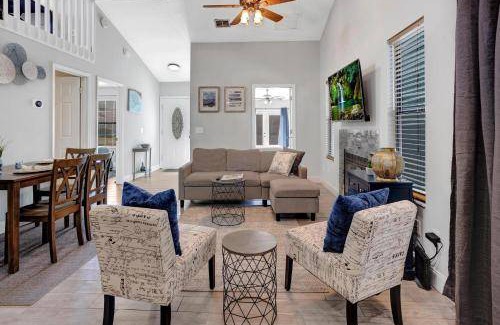 Dolphin's Cove House | 135 m² House ∙ 3 bedrooms ∙ 8 guests