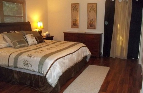 Port Charlotte House | 135 m² House ∙ 3 bedrooms ∙ 7 guests