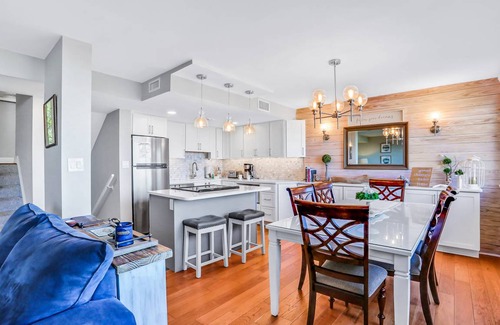 Fernandina Beach Condo | 137 m² Condo ∙ 3 bedrooms ∙ 8 guests