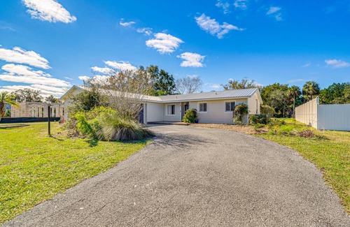 Crystal Shores House | 139 m² House ∙ 3 bedrooms ∙ 8 guests