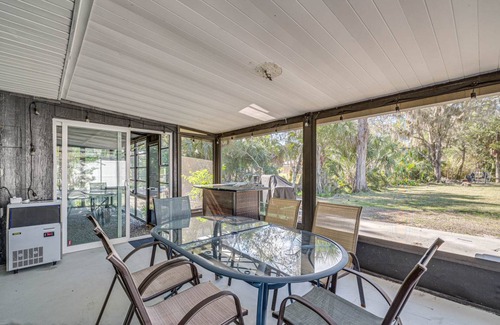 Crystal Shores House | 139 m² House ∙ 3 bedrooms ∙ 8 guests