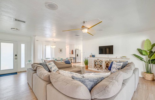 Crystal Shores House | 139 m² House ∙ 3 bedrooms ∙ 8 guests