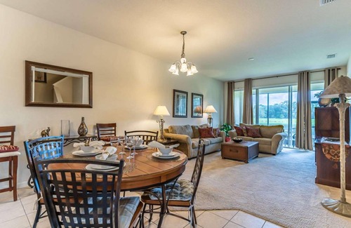 Trafalgar Village Villa | 139 m² Villa ∙ 3 bedrooms ∙ 6 guests