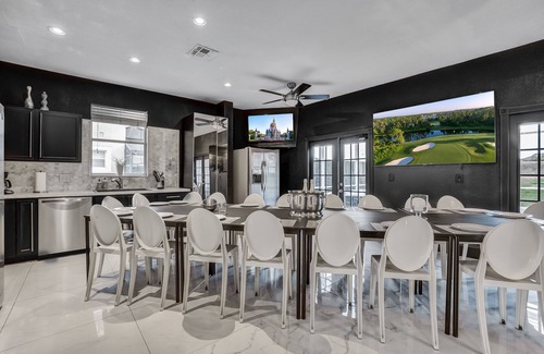 Highlands Reserve House | 14 room DisneyMansion by AmericanVacationLiving