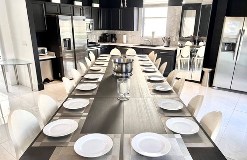 Highlands Reserve House | 14 room DisneyMansion by AmericanVacationLiving