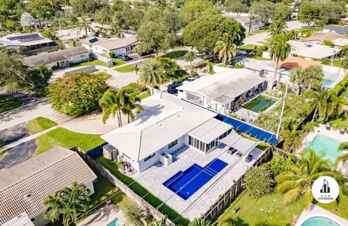Imperial Point House | 140 m² House ∙ 2 bedrooms ∙ 8 guests