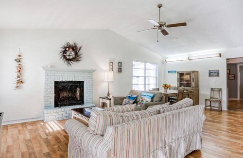 River District House | 142 m² House ∙ 3 bedrooms ∙ 4 guests