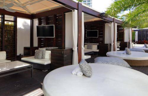 Mid Beach Resort | 142 m² Resort ∙ 4 bedrooms ∙ 16 guests