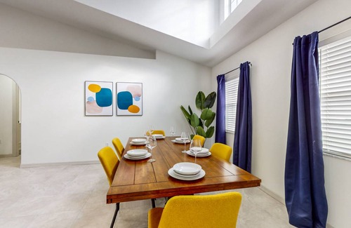 Indian Trails House | 143 m² House ∙ 3 bedrooms ∙ 8 guests