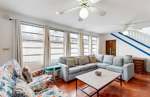 Historic Seaport House | 149 m² House ∙ 3 bedrooms ∙ 6 guests